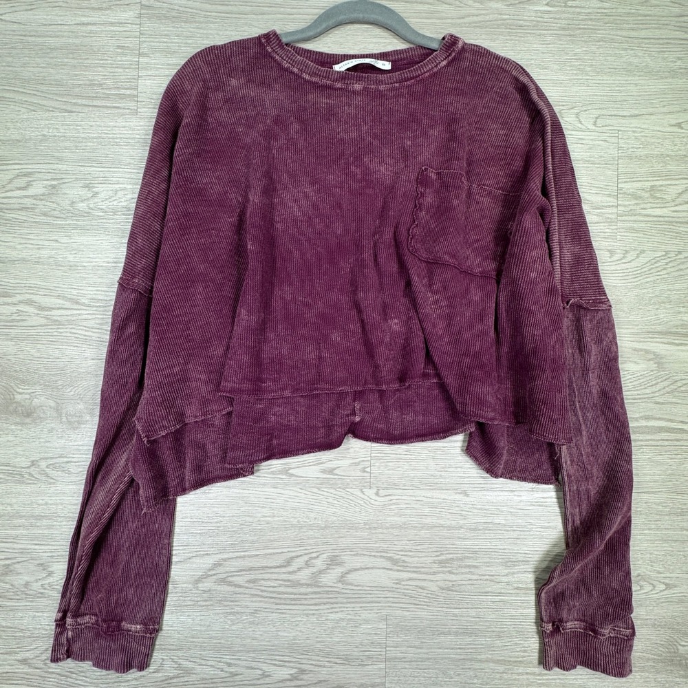 Altar'd State Women's Top Cropped Corded Ribbed Long Sleeve Maroon Medium Pocket